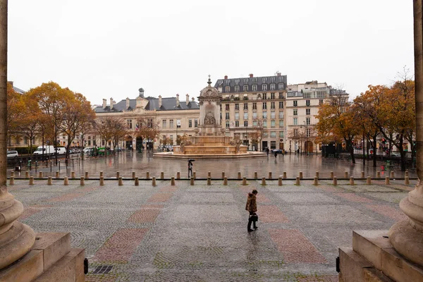 Rain Walking Streets Paris Place Sain Suplice — стоковое фото
