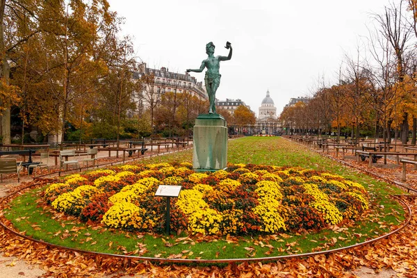 Europa, Francia, París, Luxemburgo jardines — Foto de Stock