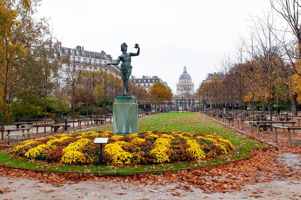 Europa, Francia, París, Luxemburgo jardines — Foto de Stock