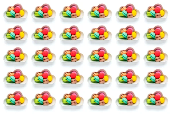 Bunte Bonbons Mini Bunte Makronen Form Einer Wolke Isoliert Auf — Stockfoto