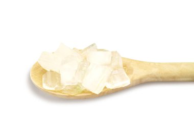 Taze Aloe vera kırpma yolu ile beyaz arkaplanda izole edildi.