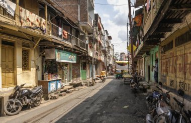 Ujain şehri, Hindistan 'ın yedi kutsal Hinduizm şehrinden biridir.