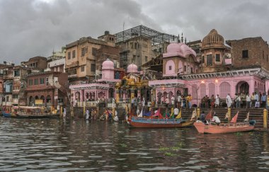 Mathura Hindistan 'ın en eski şehirlerinden biridir.