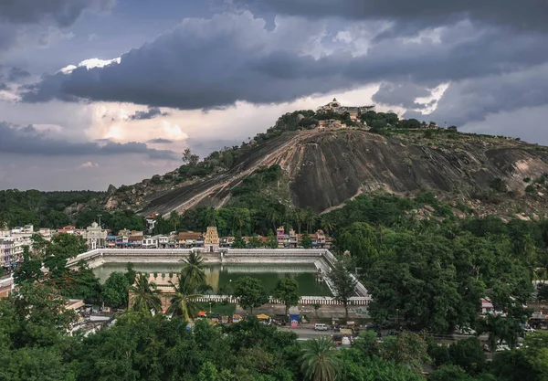 Shravanabelagola Templo Complexo Colina Chandragiri Dos Lugares Mais Importantes Peregrinação — Fotografia de Stock