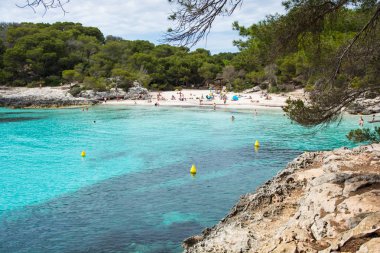 Cala en Turqueta plajı, Menorca İspanya