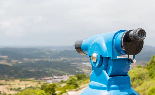 Tower viewer or tourist telescope with magnificent views and space for copy on the left. — Stock Photo, Image