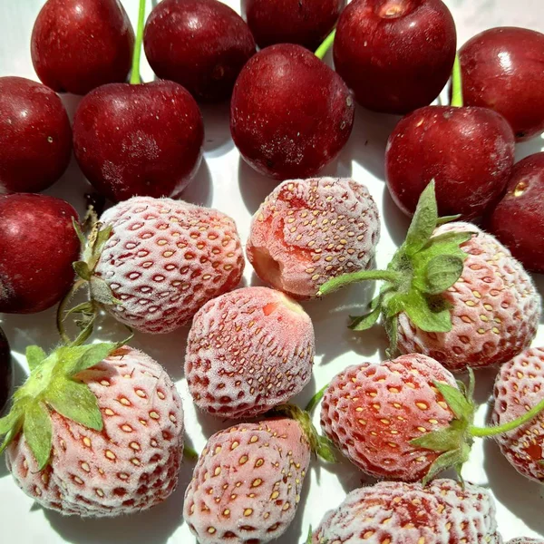 Bayas Congeladas Fresas Cerezas — Foto de Stock