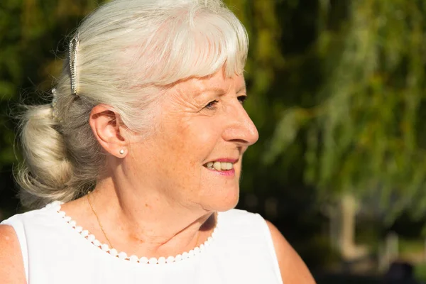 Nahaufnahme Von Ein Reif Frau Stockfoto