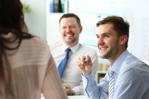 Trabajadores empresariales inteligentes — Foto de Stock