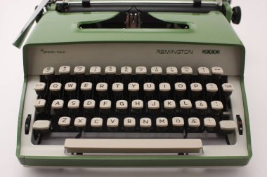 Remington 2000 Daktilo sperry rand ön görünüm