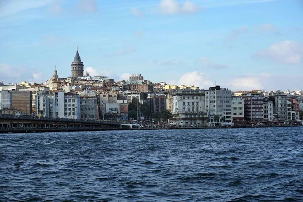 Istambul Turquia Outubro 2015 Vista Ponte Galata Torre Galata Bósforo — Fotografia de Stock