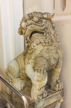 Wat Phra Kaew, Tayland'da Zümrüt Buda Tapınağı Aslan veli detay.