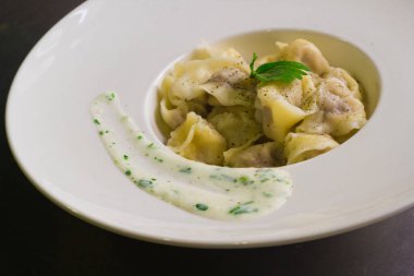 Modern tarzda Özbek köfte