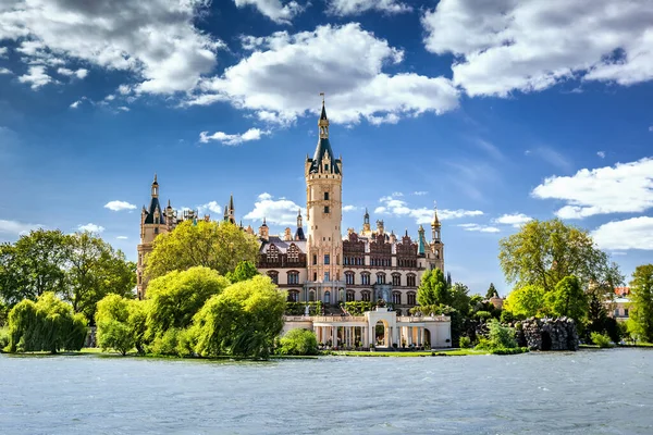 Castillo Schwerin Que Parece Castillo Cuento Hadas Rodeado Maravilloso Paisaje Imagen de stock