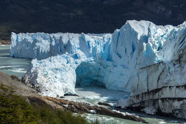 Túnel Glaciar —  Fotos de Stock