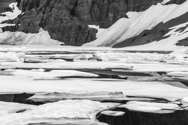 Eisformationen Auf Dem See — Stockfoto