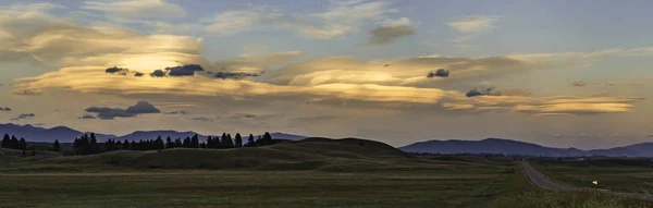 yoldan ufukta gün batımı