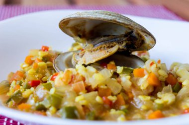 Deniz meyvelerinden risotto. Nefis yemek