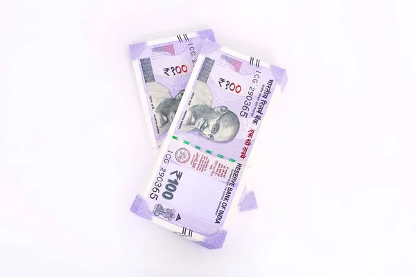 Nieuwe Pack Van Indiase 100 Rupee Notities Geïsoleerd Witte Achtergrond — Stockfoto