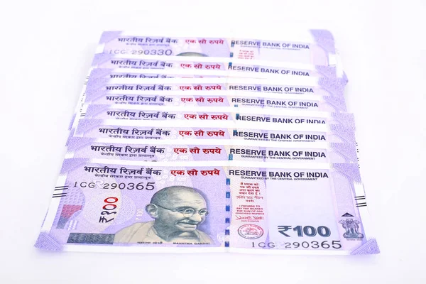 Yeni 100 Hint Rupisi Beyaz Arka Planda Yalıtılmış — Stok fotoğraf