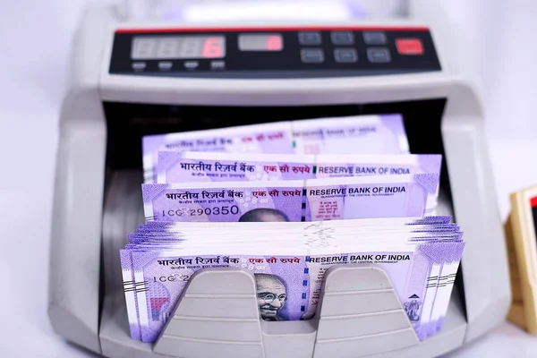 Máquina Para Contar Dinero Aislado Sobre Fondo Blanco — Foto de Stock