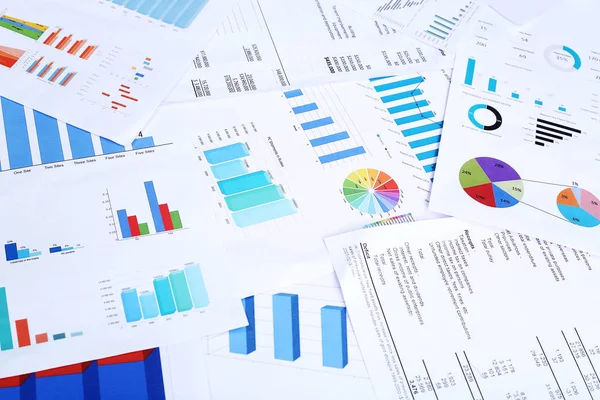 Finansal grafik kağıt Fotoğrafı.
