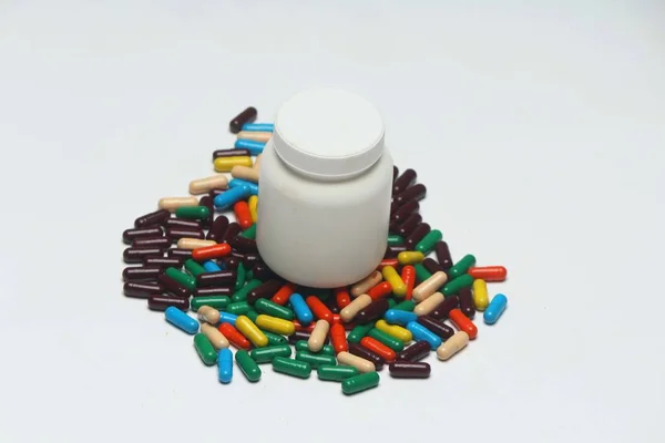 Close Ayurvedic Vitamin Capsule White Capsule Bottle Isolated Wooden Background — Stock Photo, Image