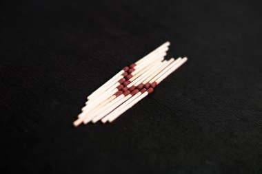 Kibrit tasarımı nın fotoğrafı. Beyaz arka planda yalıtılmış.