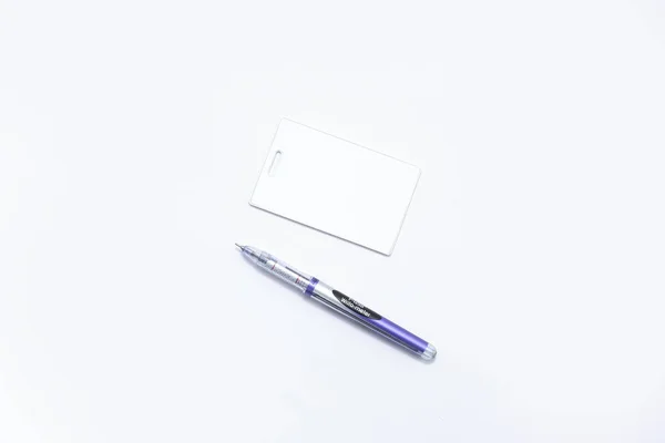 Retrato Cartão Identificação Caneta Esferográfica Isolado Fundo Branco — Fotografia de Stock