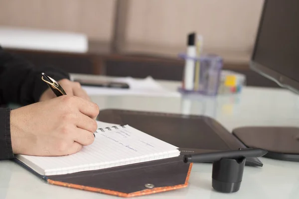 Afbeelding Van Zakenman Die Met Documenten Office Werkt Geïsoleerd Witte — Stockfoto