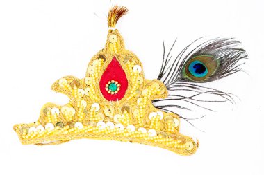 Krishna tacının resmi. Beyaz arka planda yalıtılmış.