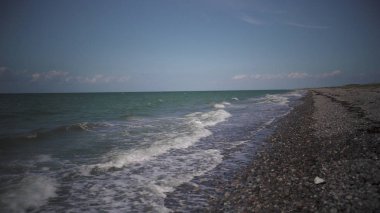 Baltık denizinde Fehmarn adasında kum plaj manzarası