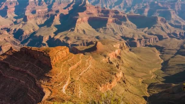 Grand Canyon Uitzicht op een zonnige dag — Stockvideo
