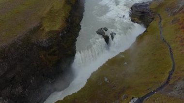 Godafoss Şelalesi Havalimanı. İzlanda 'nın en görkemli şelalelerinden biri..