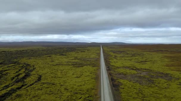 Luftstraße durch die Lavafelder von Eldhraun. Island. — Stockvideo