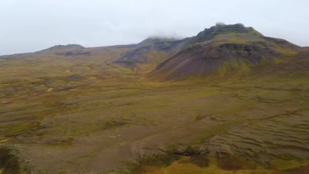 Jornais Ocidentais Aéreos da Islândia panorama de Troed Scenic Lookout ao longo Djupvegur — Vídeo de Stock