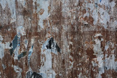 Posterler yırtık soyut