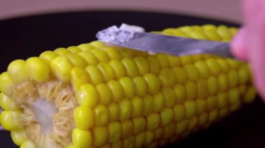 Pişmiş mısır, ev yapımı mısır.