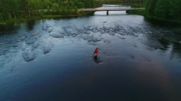 Imágenes Drones Pescador — Vídeos de Stock