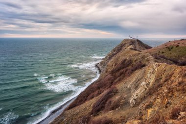 Cape Emine, Karadeniz kıyısında, Bulgaristan fenerinde muhteşem manzarasını. Cape Emine olduğunu Balkan dağlarının en doğudaki nokta