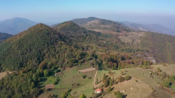 Zirveleri Çayırları Renkli Ormanları Balkan Dağları Bulgaristan Ile Sonbahar Dağının — Stok video