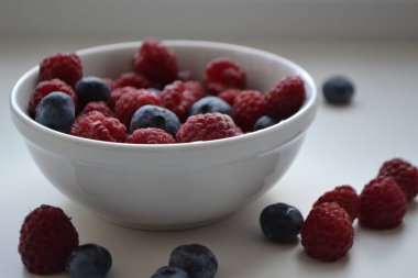 Yaz meyveleri ışık fuarı (dokuz)