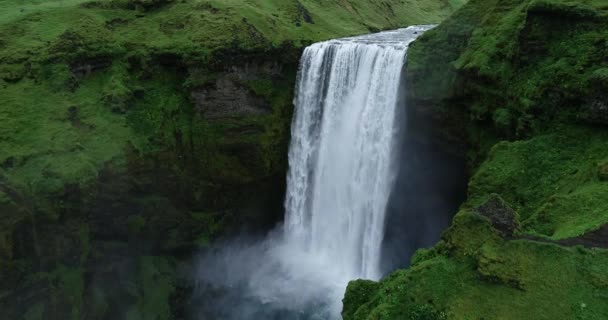 Aerial View Close Giant Large Powerful Waterfall Flowing Iceland — Stock Video