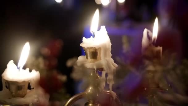 Chama Velas Perto Fundo Escuro Projeto Close Luz Vela Vela — Vídeo de Stock