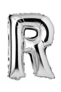 Beyaz arka plan üzerinde izole gümüş balon R harfi