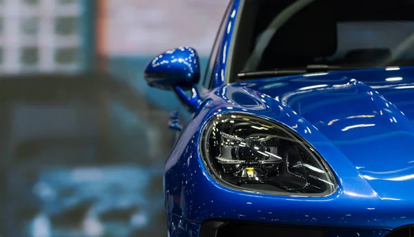 Bangkok, Tayland-Kasım 28, 2018: Porsche yeni Macan süper araba 35th motor Expo 2018 Muang Thong Thani Exhibition & Convention Center Nonthaburi, Tayland
