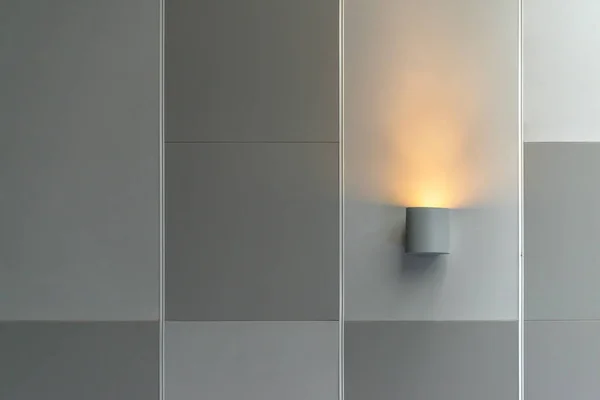 Lampă Perete Modernă Becuri Iluminat Interior Decorare Contemporană — Fotografie, imagine de stoc