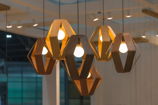 Lâmpada Teto Madeira Moderna Lâmpadas Iluminação Interior Decoração Contemporânea — Fotografia de Stock