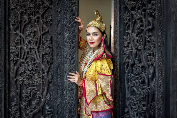 Birmano Bella Donna Myanmar Antico Birmania Abiti Tradizionali Costume Nazionale — Foto Stock