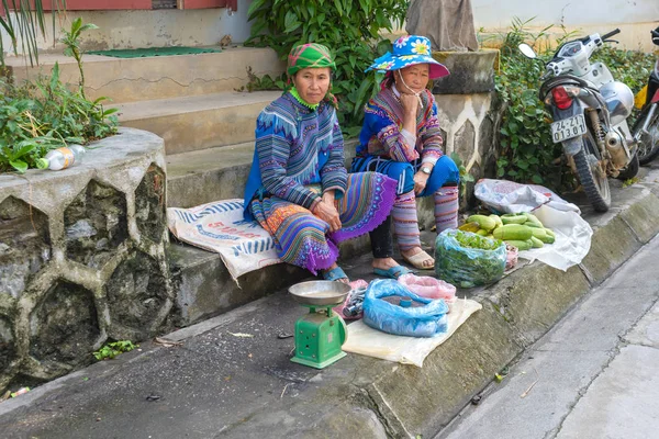 Bac Vietnam August 2019 Hmong Frauen Der Minderheit Sind Bunt — Stockfoto